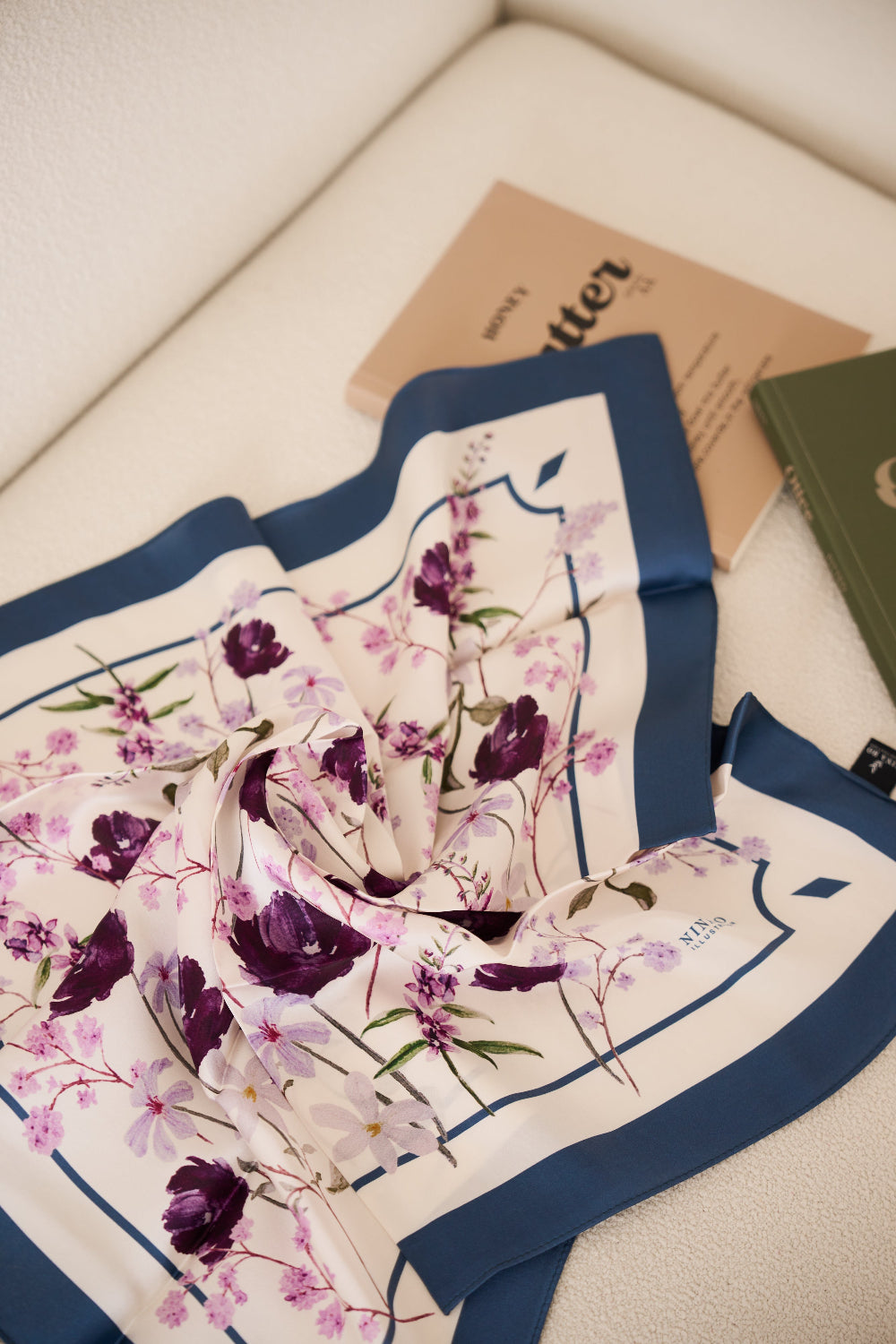 天使花的祝福雙面真絲絲巾-深藍綠