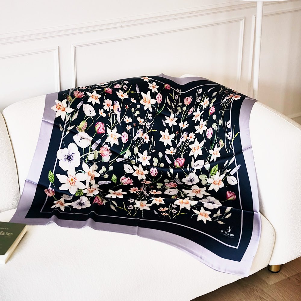 水仙與知更鳥雙面真絲絲巾-深藍綠-L luxury 100% Mulberry Silk scarf with hand-painted botanical floral design by 我的商店